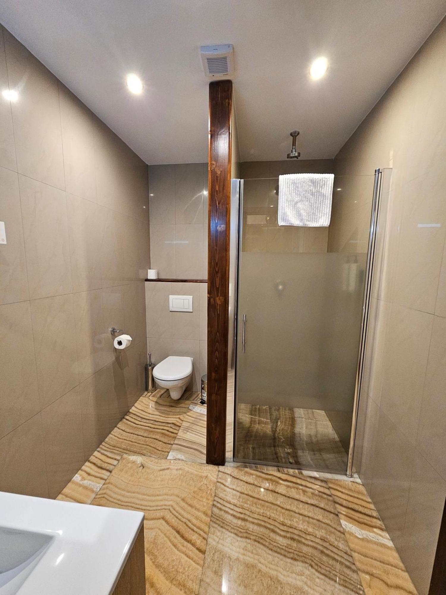 Hotel Galerie Роуднице-над-Лабем Экстерьер фото